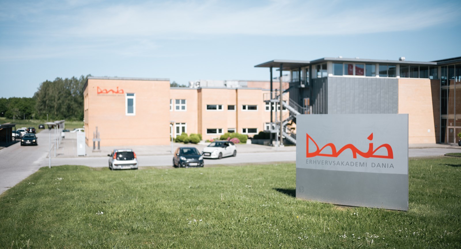 Dania Academy
